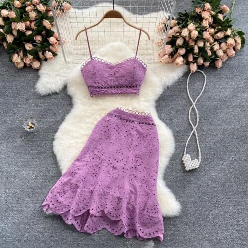 2021 Fashion Temperament Summer Holiday Style Suit Female Sense Camisole Two-piece Hollow High-waist Skirt DK337