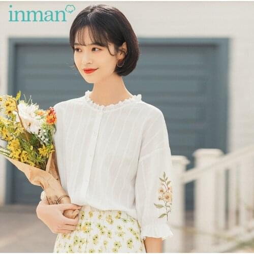 INMAN Summer Round Collar Splicing Lace Literary Embroidered Half Sleeve Blouse