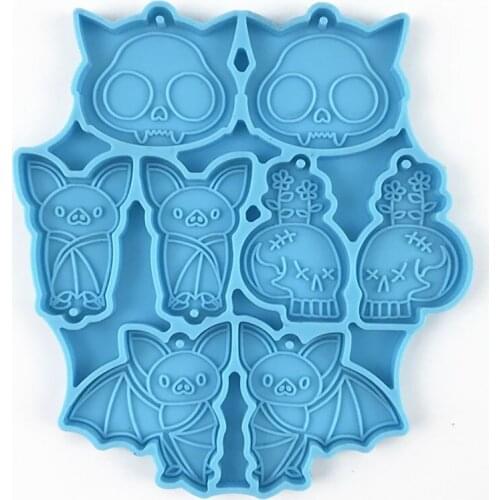 Bat Shaped Earrings Epoxy Resin Mold Jewelry Necklace Pendant Silicone Mould DIY Crafts Ear Drop Dangle Decorations Casting