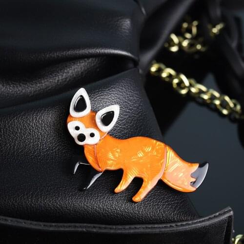 Cartoon Fox Animal Brooches Pins Acrylic Jewelry Women Girls Jewelry Accessories Coat Cardigans Decoration Ornaments Wholesale