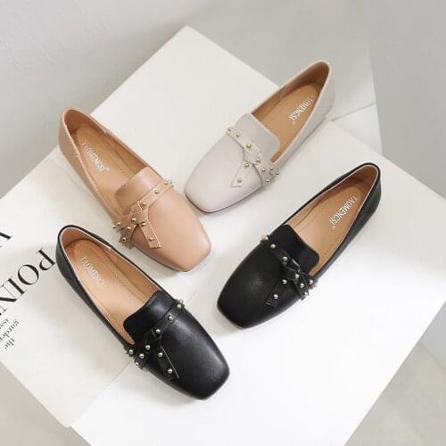 Sapatos feminino 2020 New Spring Shoes Women Rivet Belt Buckle Square toe Shoes Comfortable Soft Plus Size Flats Shoes Black