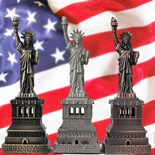 Tourist souvenirs landmarks in U.S.A American tourist souvenir big Liberty model decorative metal decoration photography props