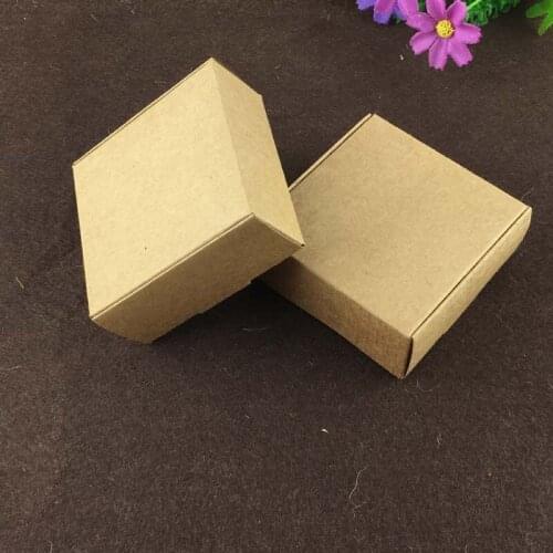 50Pcs 10*10*3cm High Quality Kraft Boxes Folding Box Wedding Holiday Candy Cases Greeting Card Stamp Storage Boxes
