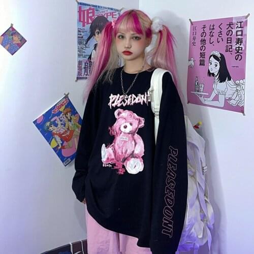 Japanese Streetwear Bear Graphic Dark Long-Sleeved T-Shirt Grunge Clothes Harajuku Kpop Urban Oversize Korean Style Womens Top