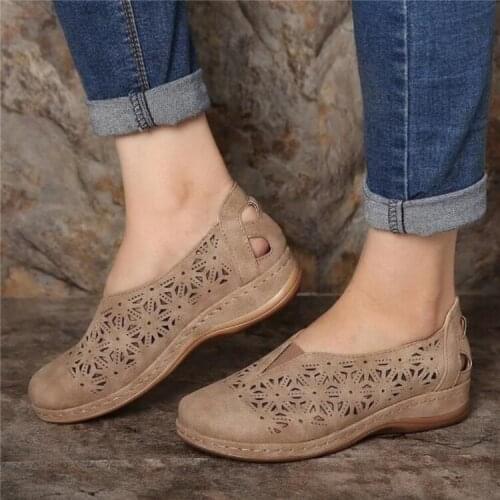 Womens shoes new thick-soled non-slip hollow sleeve ladies single shoes fashion all-match single shoes personality and durable