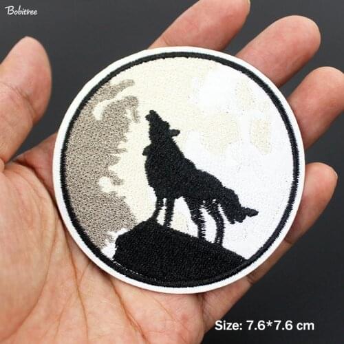 Creative Animal Wolf Patches Iron on Embroidered Clothes Badges Stickers Applique for Jacket Jeans Backpack Decoration