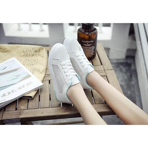 Women Shoes 2021 Summer Mesh Breathable Casual Sport Shoes Women Comfort Flat White Shoes Women Fashion Platform Sneakers