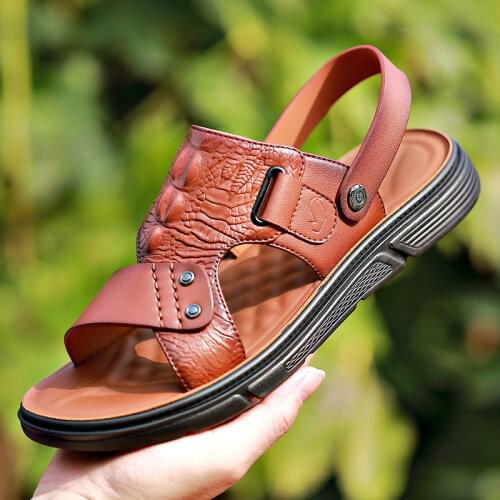 Mens sandals slippers Cowhide Genuine leather beach shoes mens trend casual mens non-slip Two Uses sandals