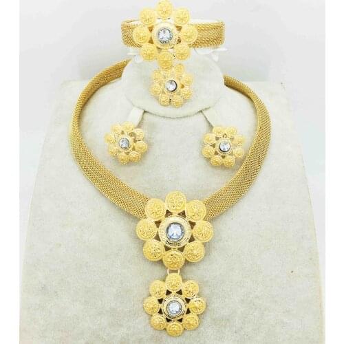 Bridal gift fashion high quality African jewelry set female necklace earrings bracelet travel gold jewelry set