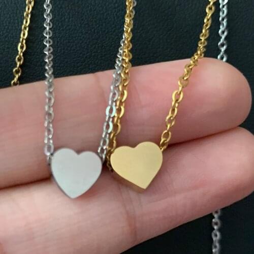 Simple Stainless Steel Small Glossy Heart Pendant Charm Necklaces for Women Men Gold Color Plated Chain Necklaces Choker Jewelry