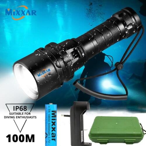 Super bright Diving Flashlight IP68 highest waterproof rating Professional diving light Powered by 18650 battery With hand rope