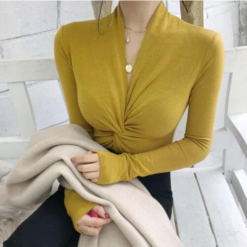 All New version slim around sexy low V neck T shirt women s tight inner base