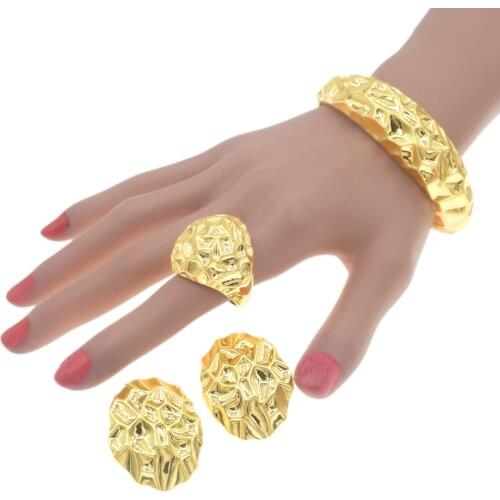 Yulaili Hot Sale High Quality Brass Material Round Flower Pattern Jewelry Set and Female Dating Bajin Luxury Style Jewelry Sets