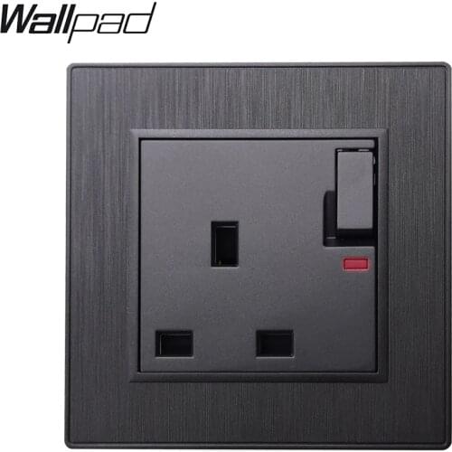 Wallpad S6 13A UK Electric Outlet Power Wall Socket 3 Flat Pin Plug Black Silver Gold Brushed PC Plastic Imitating Aluminum