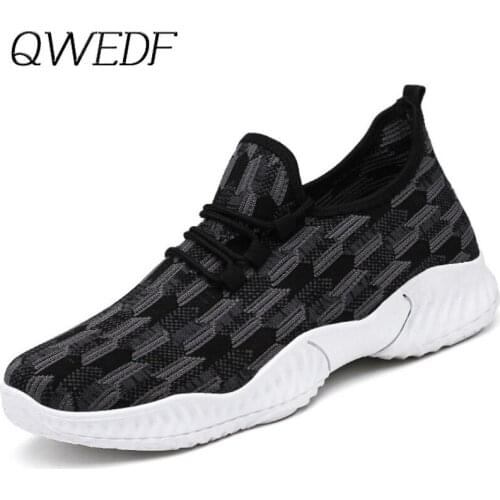 2019 Light Weight Men Casual Shoes Mesh Breathable Weaving Male Flats Shoes White Black Solid Outdoor Walking Sneakers Men N3-90