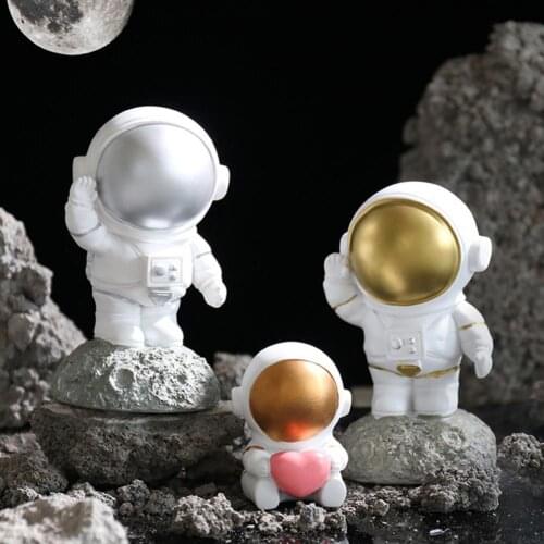 Astronaut Design Miniature Figurine Home Desktop Decor Ornament Display Model