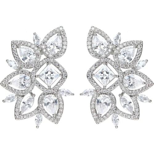 Bettyue Delicate Irregular Geometry Shape Zirconia Earring Noble Ornament Female Charming Dress-Up Banquet Distinctive Jewelry