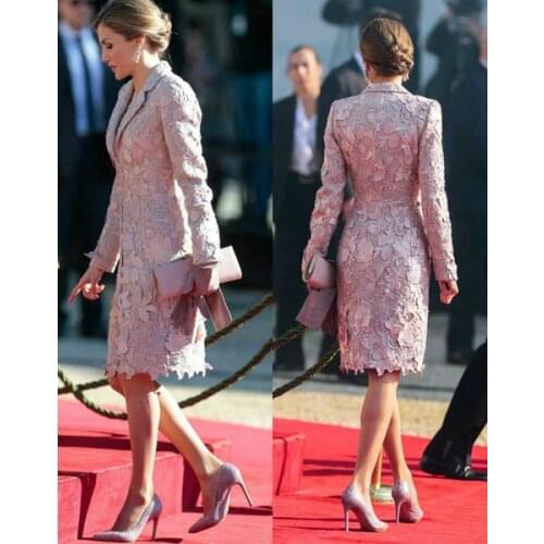 Chic Lace Mother Of The Bride Dresses With Jacket Knee Length Applique Dusty Mother Gown Long Sleeve 2 Piece Wedding Guest Dress