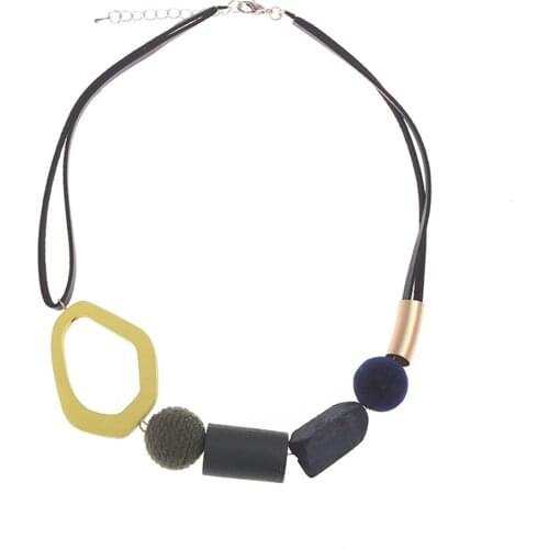 Ydgy personality fashion irregular resin geometric wood bead high grade short jewelry necklace womens collarbone sweater chain