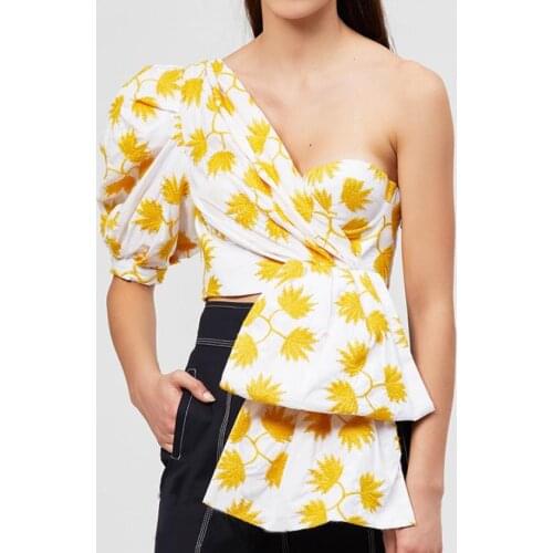 2020 summer fashion skew collar Print Puff Half Sleeve Shirts Blouse Women Off Shoulder Irregular Crop Top