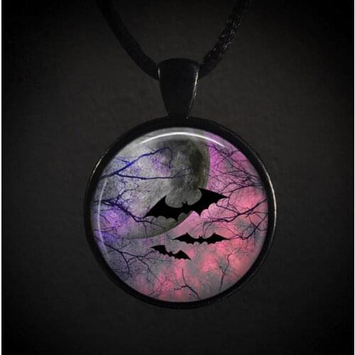 2020 New Animal Bat Wing Image Print Round Glass Cabochon Charms Black Leather Chain Necklace Pendants Halloween Jewelry