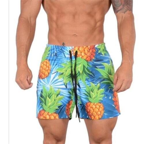 2021 New men gyms beach pants fashion casual Sports fitness breathable quick dry hip-hop three minute pants running shorts