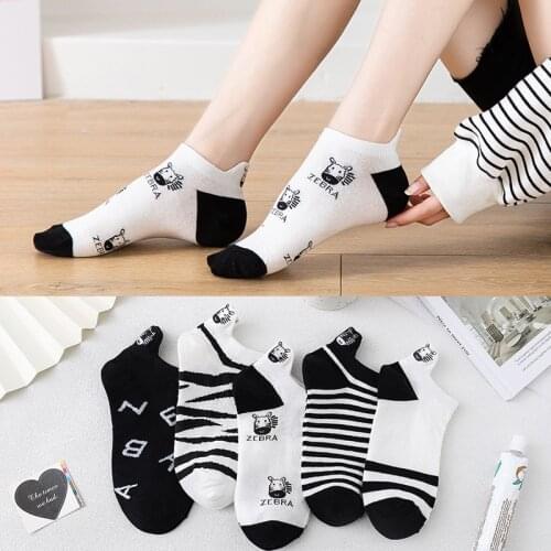 5 Pairs Pack New Fashion Cartoon Animal Print Women Short Socks Girls Cute Cotton Kawaii Casual Comfortable Low Cut Socks