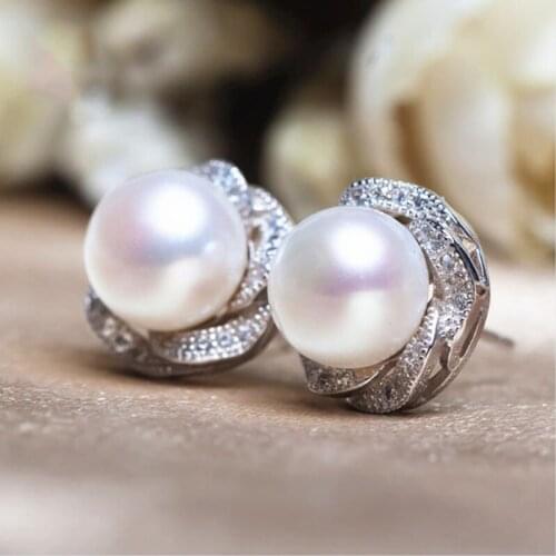 Exquisite Luxury Pearl Earrings Engagement Glamour Gift Woman Fashion Party Creative Jewelry Wholesale