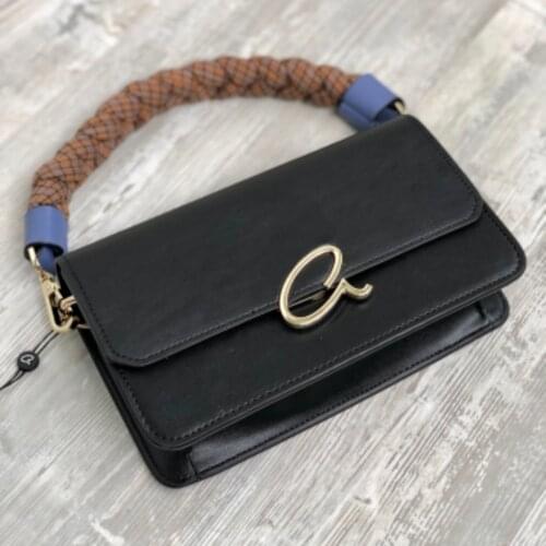 AXEL Women's Shoulder Bags