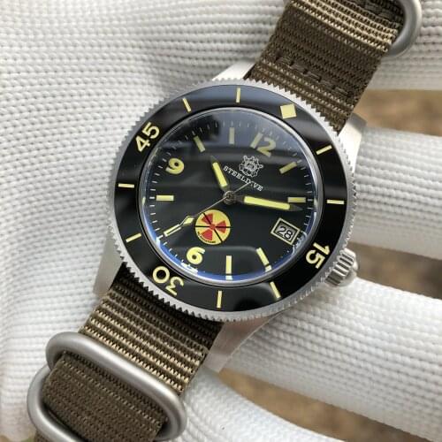 Steeldive Diver Watch C3 Luminous Automatic Watch Man Mechanical Watch Ceramic Bezel NH35 300M Dive Watches Mens watch SD1952T