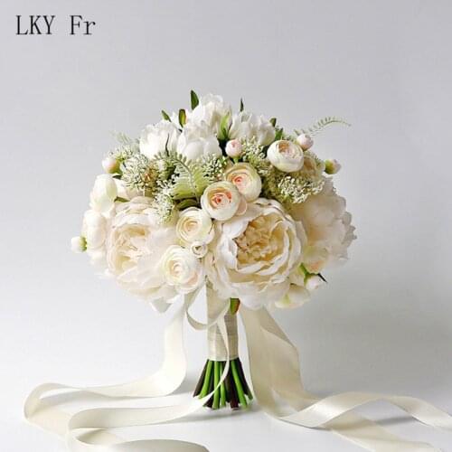 LKY Fr Wedding Bouquet Silk Roses White Wedding Flowers Bridal Bouquet Artificial Flowers A Marriage Wedding Bridesmaids Bouquet