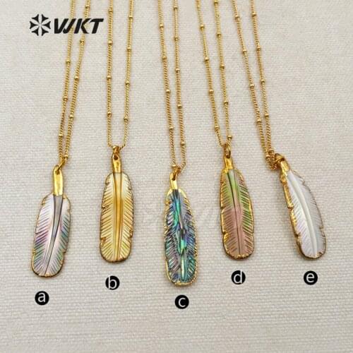 WT-N1081 WKT Beautiful Feather Shape Natural Shell In Gold Color And Multi Color Pendant Necklace Women Fashion Special Necklace