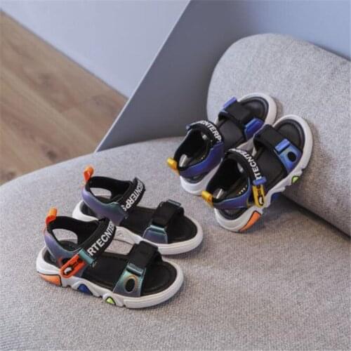 Fashionable children sandals boys' beach shoes new girls' casual sports sandals in summer 2021 soft bottom non slip baby shoes