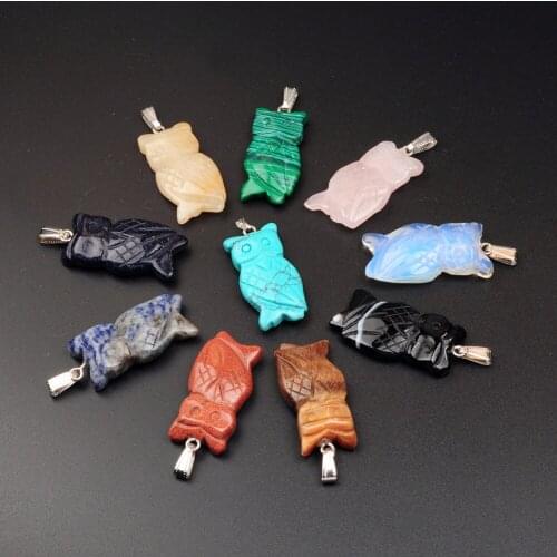 Owl Healing Chakra Charm Beads Picture Semi Precious Crystal Quartz Stone Color Opal Pink AventurinePendants for Necklace