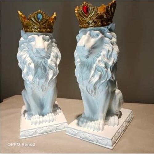 European-style crown lion statue crafts, animal sculptures, home office restaurant bar desktop decoration gifts