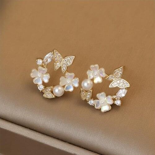 Korean New Arrival Sweet Crystal Holiday Flower Stud Earrings For Women Fashion Elegant Butterfly Jewelry Party Gifts