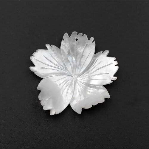 50pcs New Mother of Pearl White MOP Shell Beads Carved Irregular Freeform Flower TOP Drilled focal Beads Charms