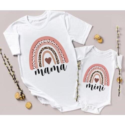 Rainbow Mother Daughter T Shirts Summer Family Matching Outfits Mommy and Me Tshirt Clothes Women Shirt Girls Tops Baby Romper