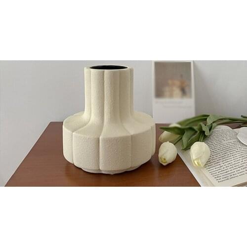 Ceramic Flower Vase for Table Decoration Living Room Decorative Vase Mariage Flowers Arrangement Desktop Flower Plant Vase