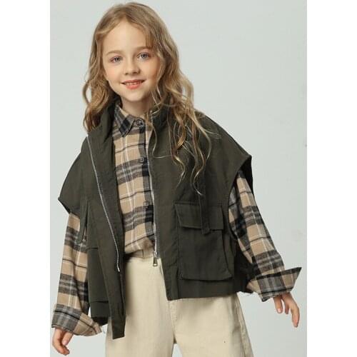 Autumn 2020 New Girls' Vest Coat European And American Childrens Army Green Standing Collar Loose Sleeveless Zipper Jacket