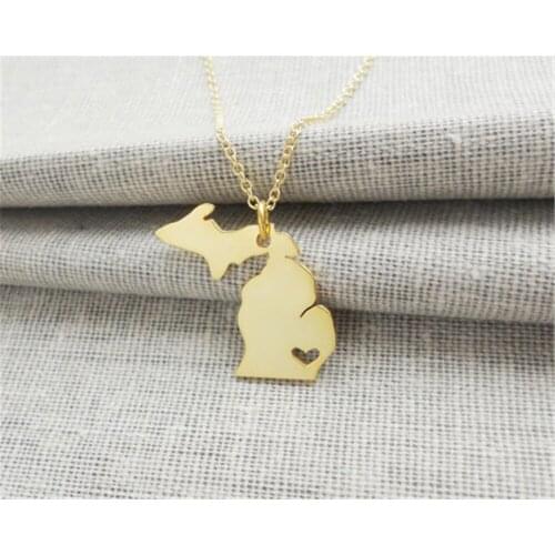 Michigan Map Necklace With a Heart Michigan State Hollow Heart Charm Collar Necklace USA Map Pendant Necklaces