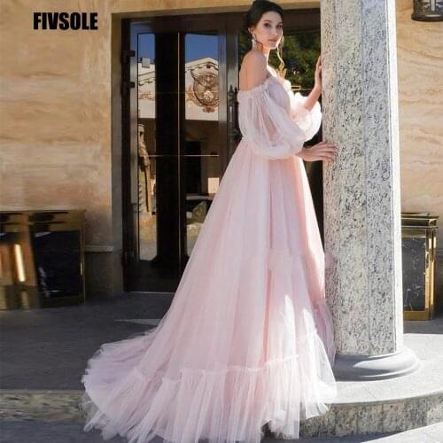 Fivsole Princess Off the Shoulder Pink Wedding Dress 2021 A-Line Long Puff Sleeve Soft Tulle Bride Gown Lace Up Back Party Dress