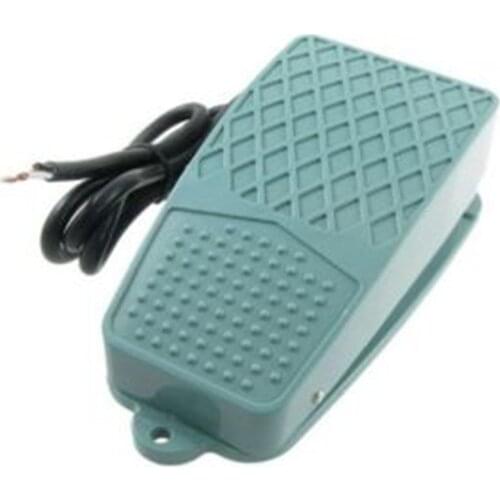 10A 250VAC SPDT Nonslip Plastic Momentary Power Foot Pedal Switch CFS-101