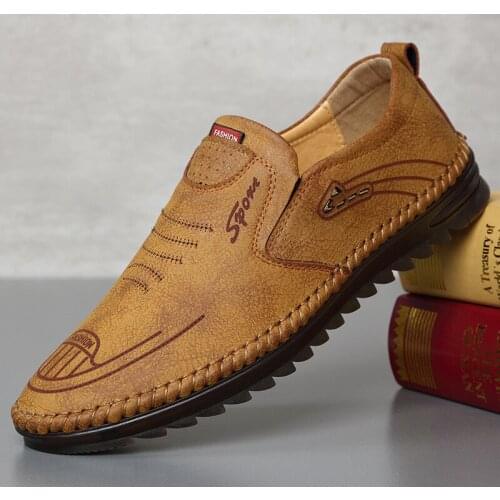 New Leather Men Shoes Luxury Casual Slip on Loafers Men Moccasins Italian Black Brown Male Driving Shoes Men Shoes