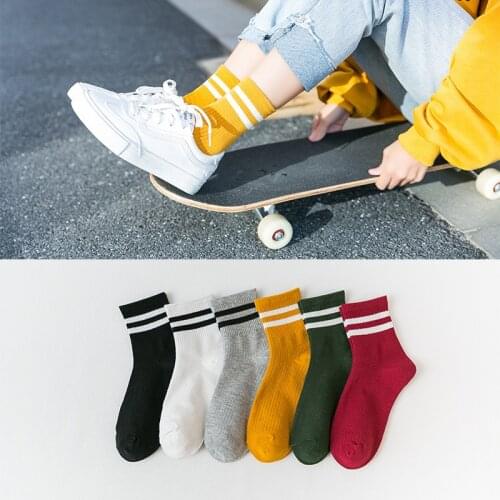 NEW fashion knitting cotton sock for women comfortable breathable casual sports socks striped rainbow socks the size of 35-40