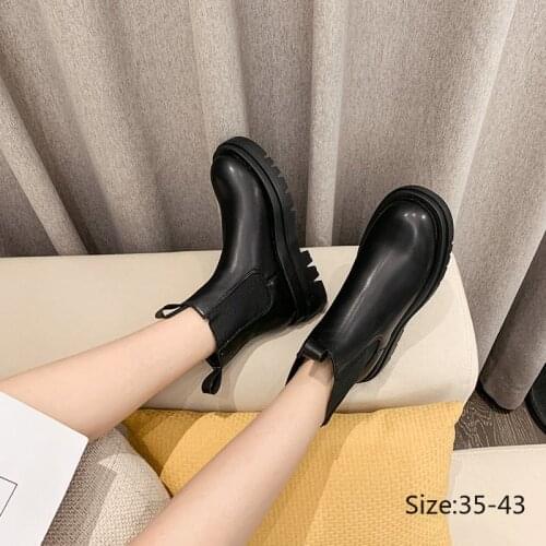 Black Platform Warm Winter Womens Shoes Martin Boots Breathable Russia Style Fashion Ins Cool Plush Ankle Chelsea Boots