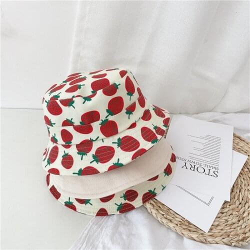 Childrens Strawberry Print Big Brim Bucket Hats Summer Spring Girls Cute Sun Hats Kids Outdoor Travel Pot Cap Sun Protection