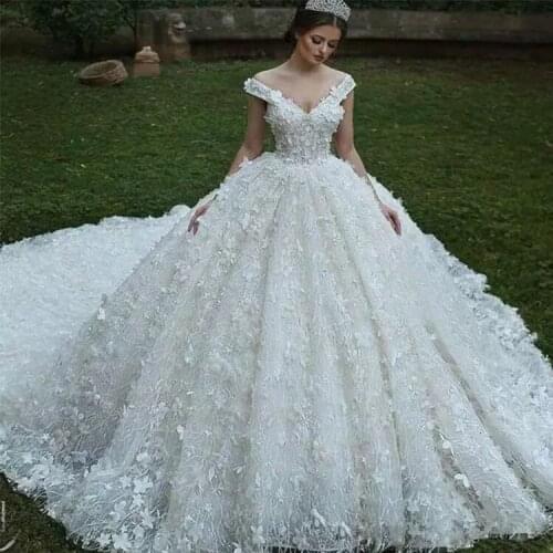 Hot New A Line Wedding Dresses V Neck Bell Sleeveless Lace Open Back Bridal Gowns Wedding Dresses