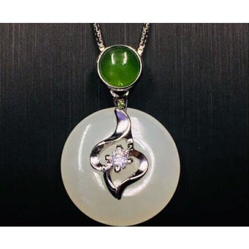 Beautiful 925 Sterling Silver White Green HeTian Jade Round Buckle Design Lucky Pendant + Chain Necklace Fine Jewelry Charm Gift