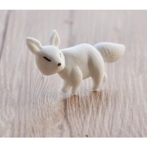 Jingdezhen Original Designer Pure handmade Ceramic Arctic Fox Collar Pin Brooch Fashion Ornaments Badge jewelry accessories